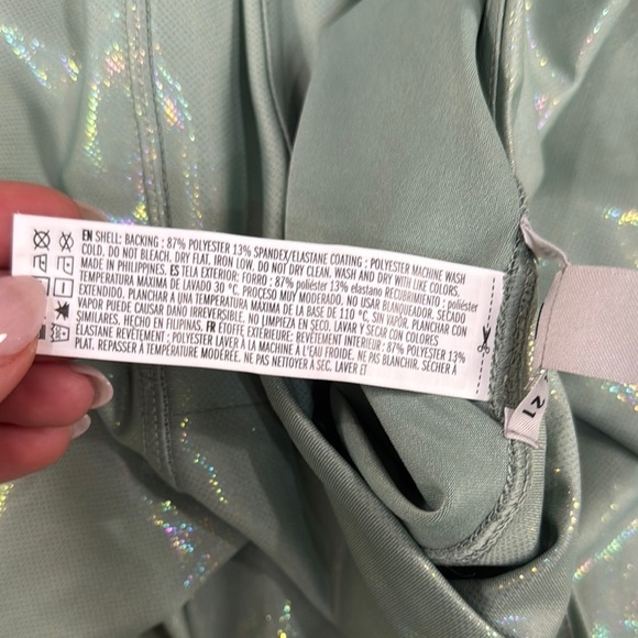 Forever 21 Women’s Iridescent leggings tight- set of 2 Green Silver - Picture 13 of 13